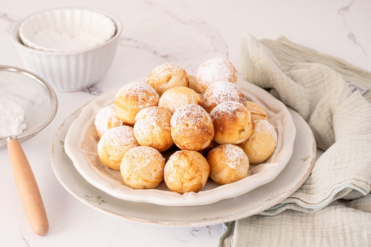 Aebleskiver listos para servir