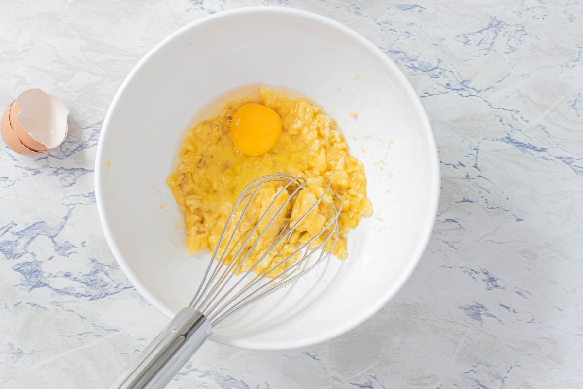 Add egg from banana pancakes