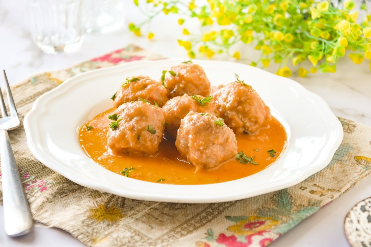 Albóndigas de cordero en salsa