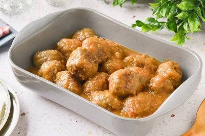 Albóndigas en salsa de la abuela