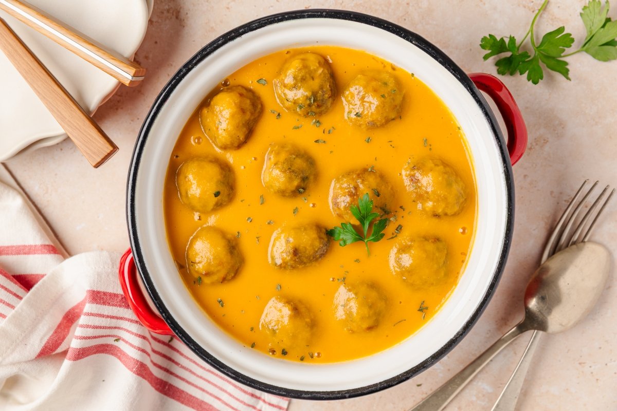 Albóndigas en salsa en Thermomix preparadas