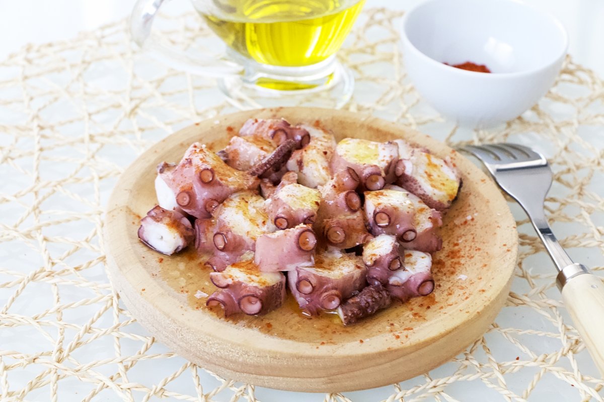 Dressing the octopus