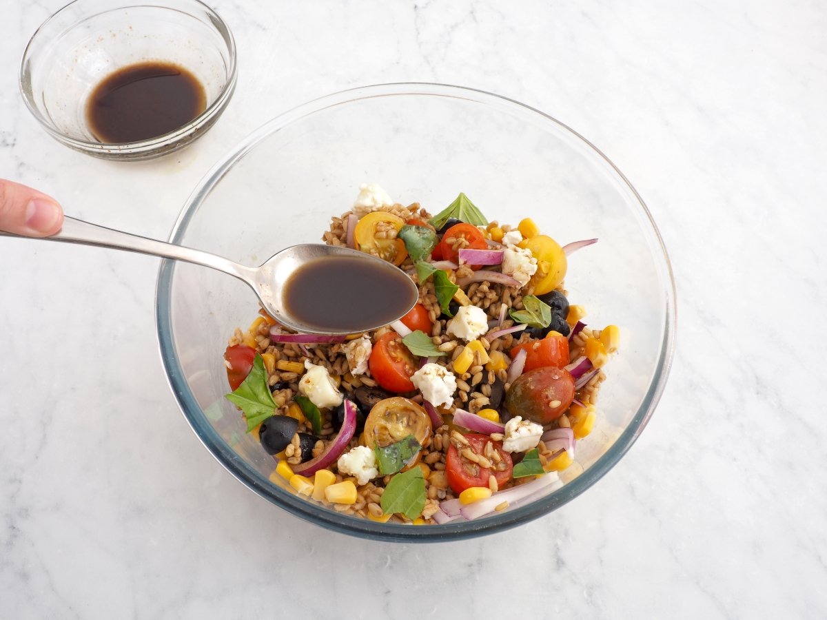 Aliñar la ensalada de avena