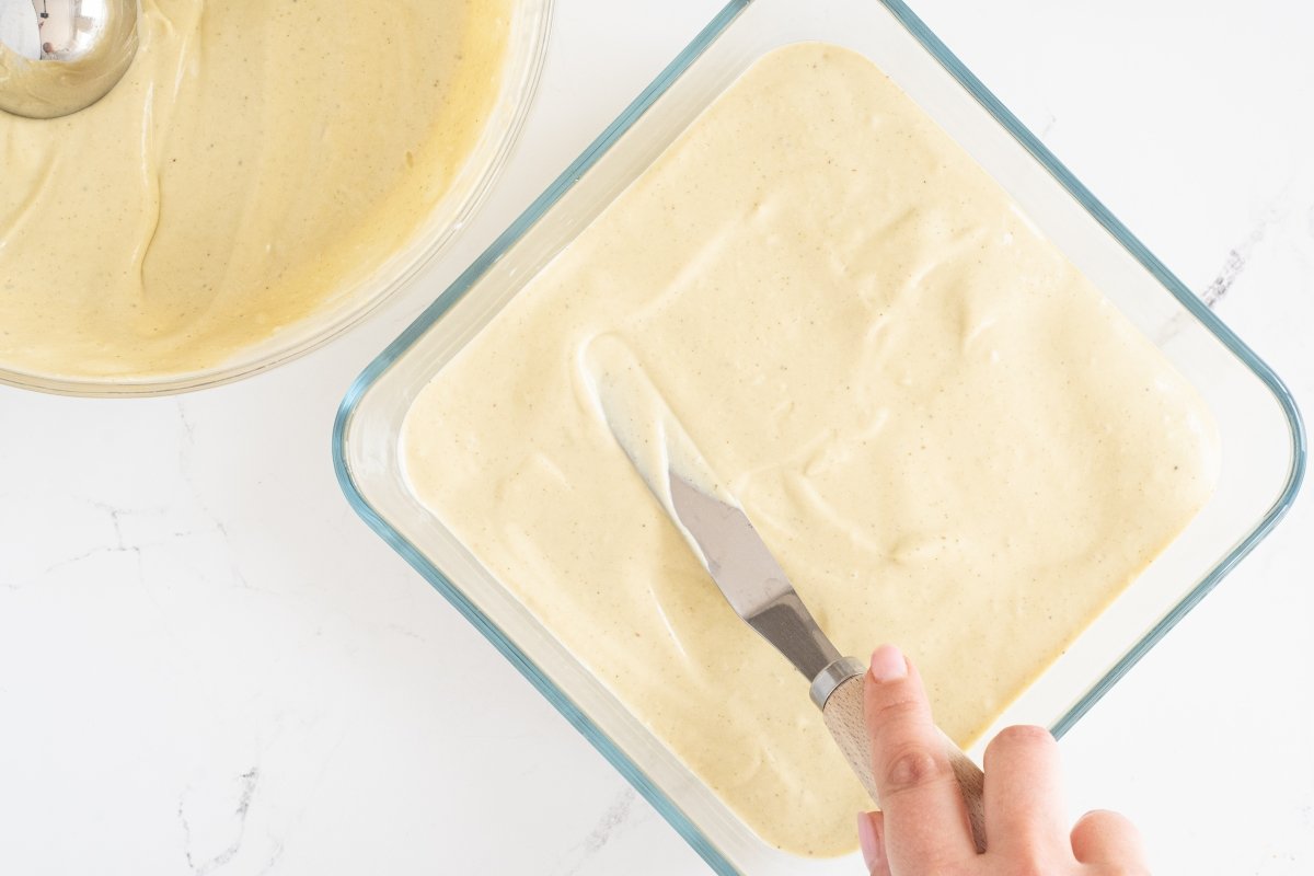 Alisamos la crema del tiramisú de té matcha