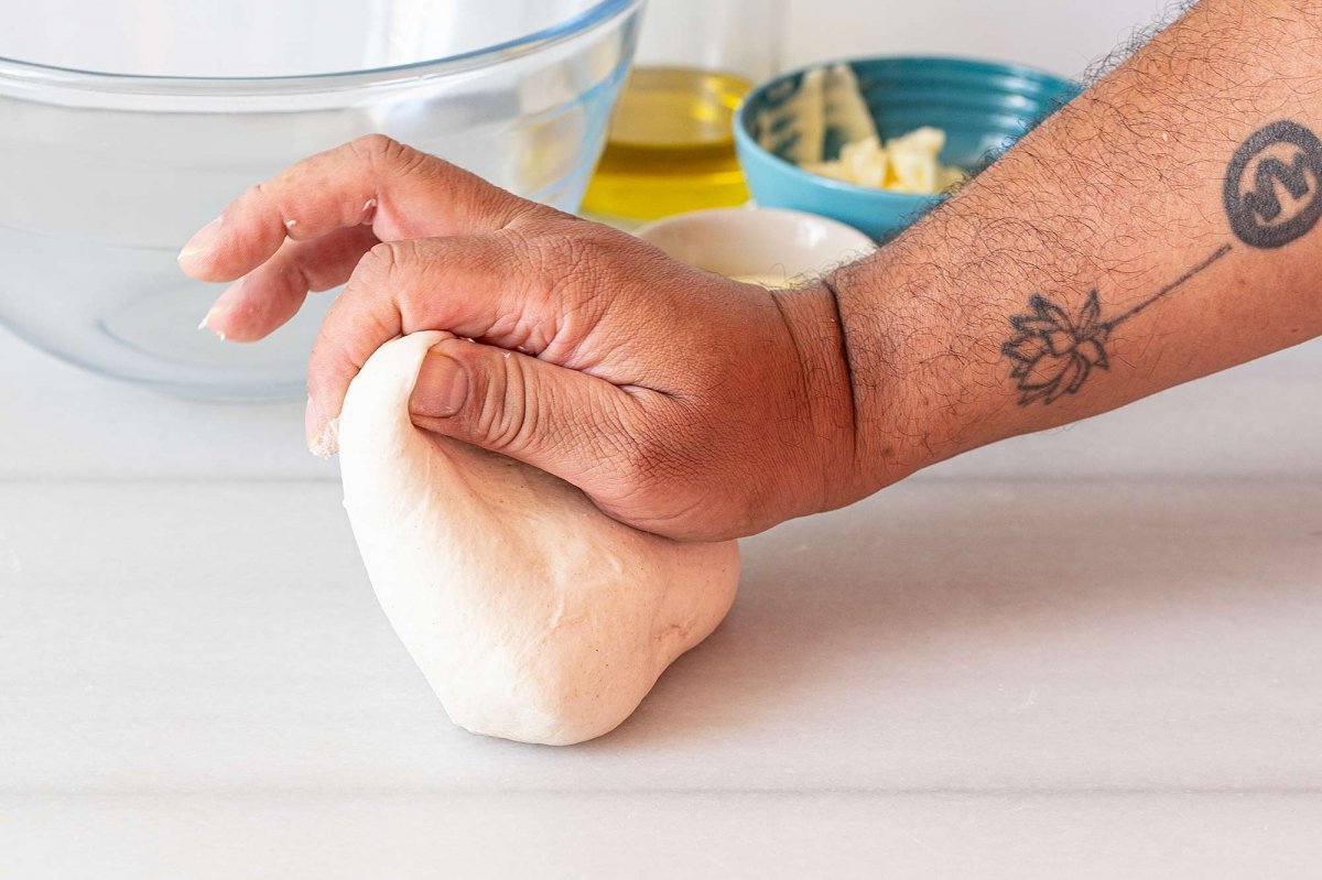 Amasamos a mano o en amasadora