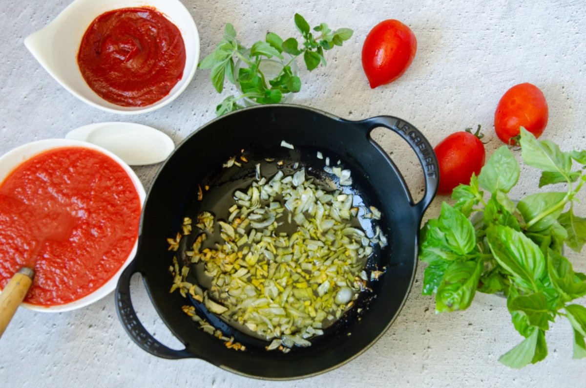 Salsa Marinara o Pomodoro. Salsa de tomate italiana paso a paso - De  Rechupete