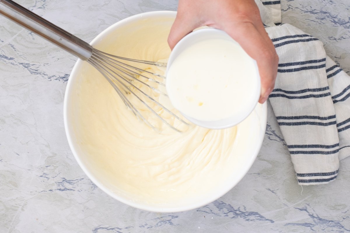 añadir nata tarta de queso y limón al horno