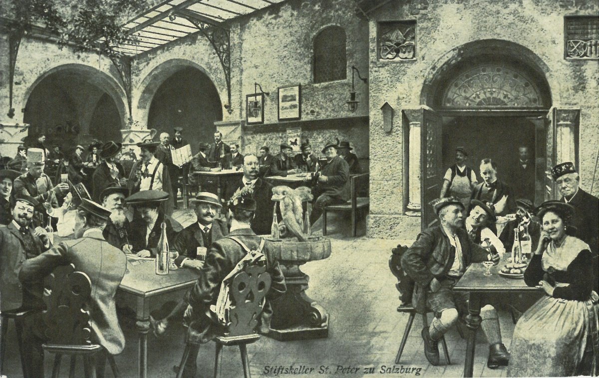 Antigua foto del restaurante Botín de Madrid y sus trabajadores
