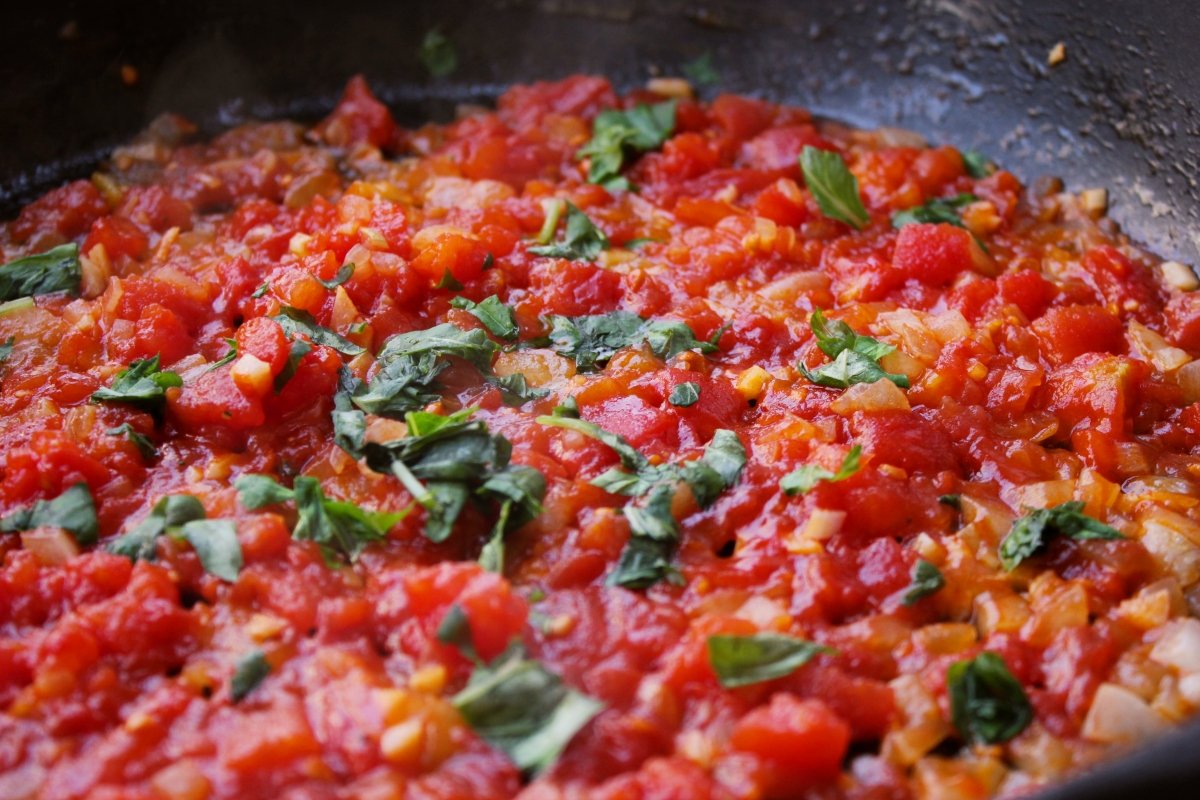 Aspecto de la salsa napolitana una vez finalizada su cocción