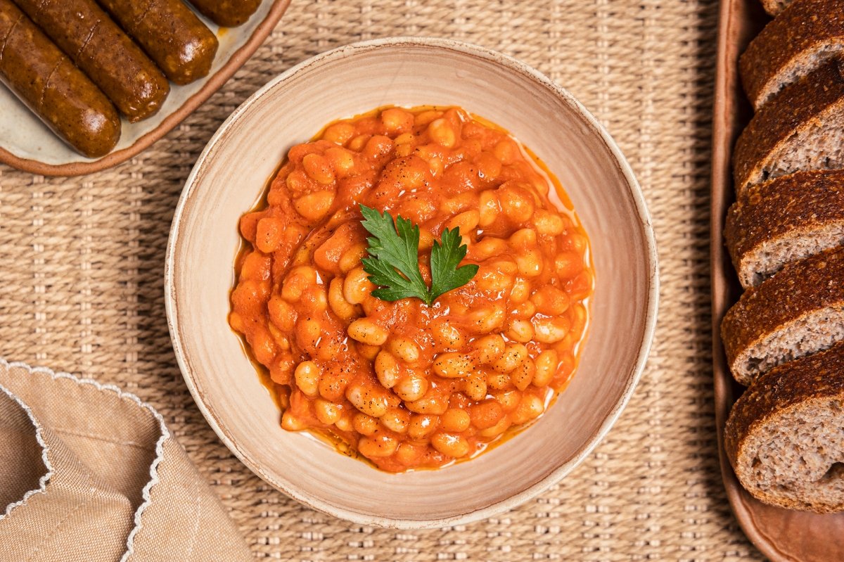 Baked beans o alubias con tomate