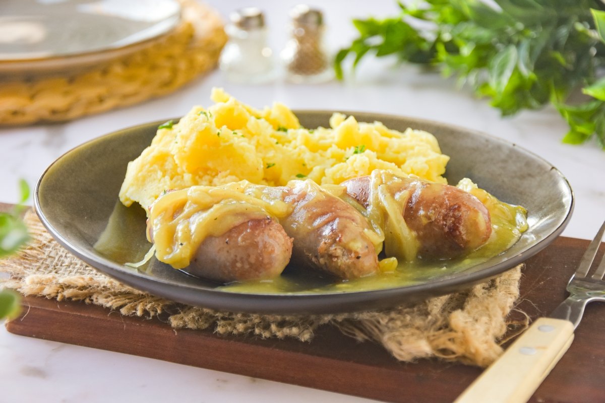 Bangers and mash listo para comer