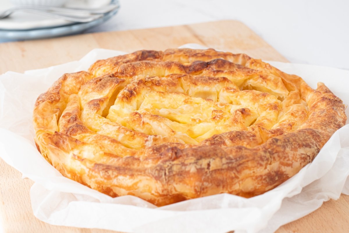 Banitsa en el plato