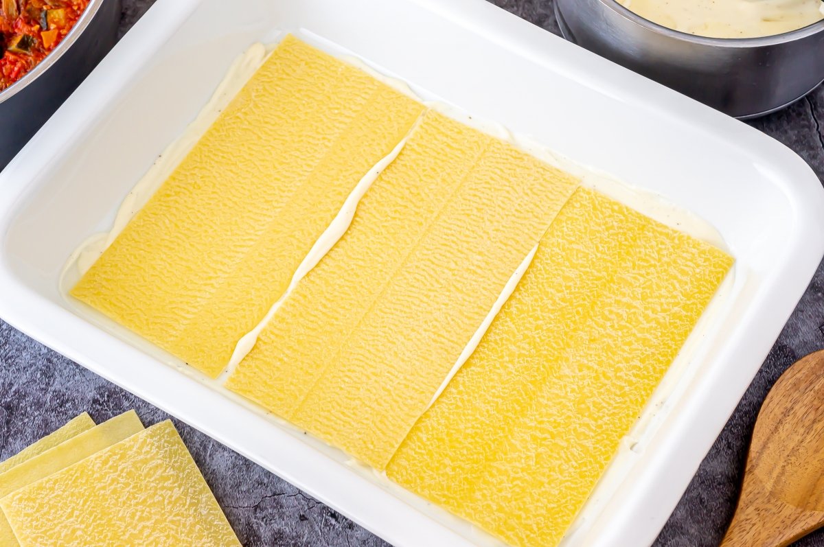 Base de lasaña con bechamel de champiñones
