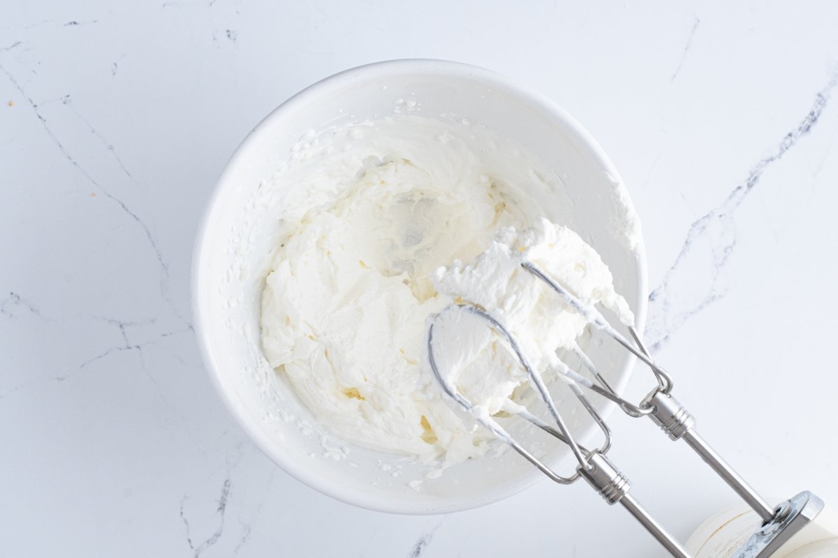 Batimos la nata de la crema