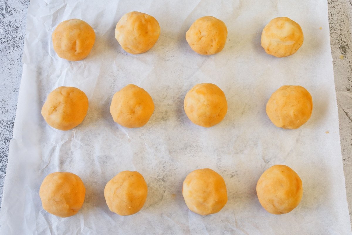 Bolear los llapingachos