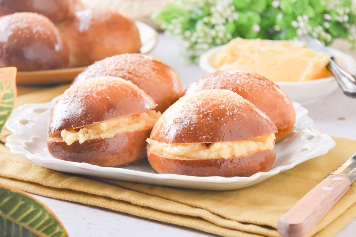 Bollos de mantequilla de Bilbao caseros