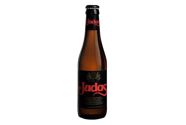 Botella de Judas sobre fondo blanco