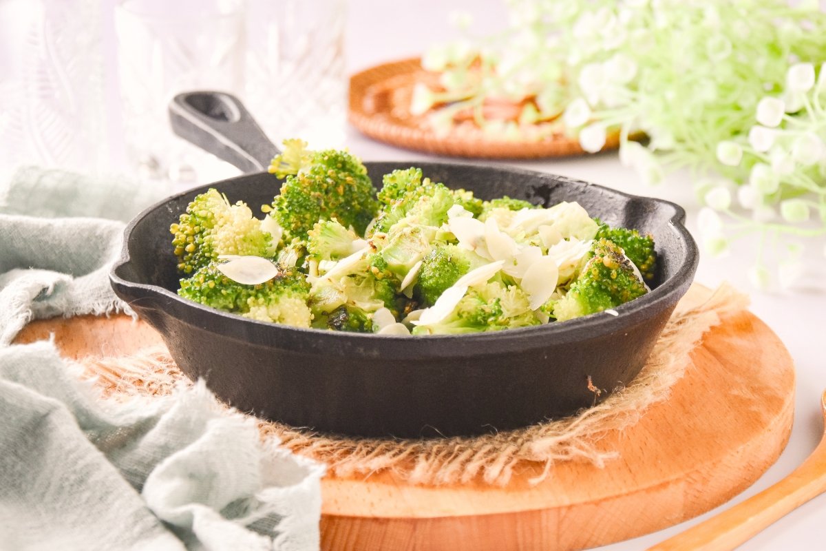 Brócoli salteado listo para comer
