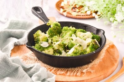 Brócoli salteado