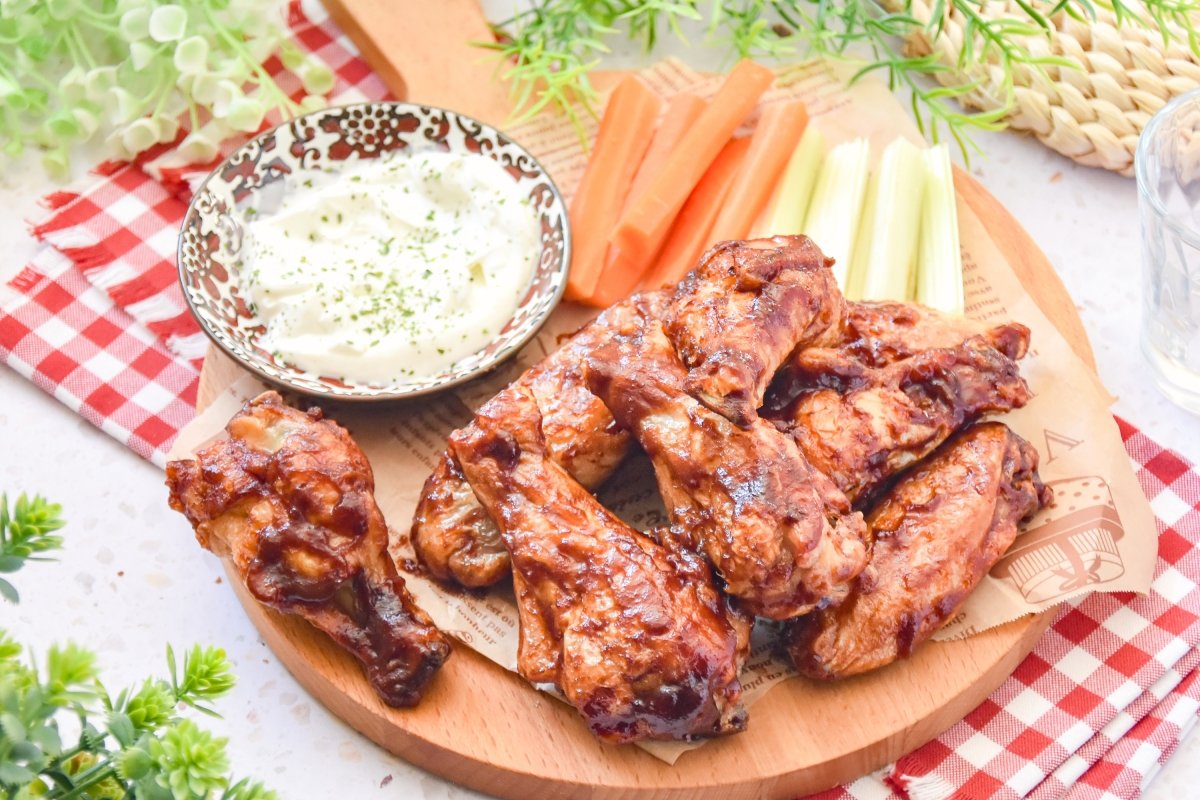 Buffalo wings listas para comer