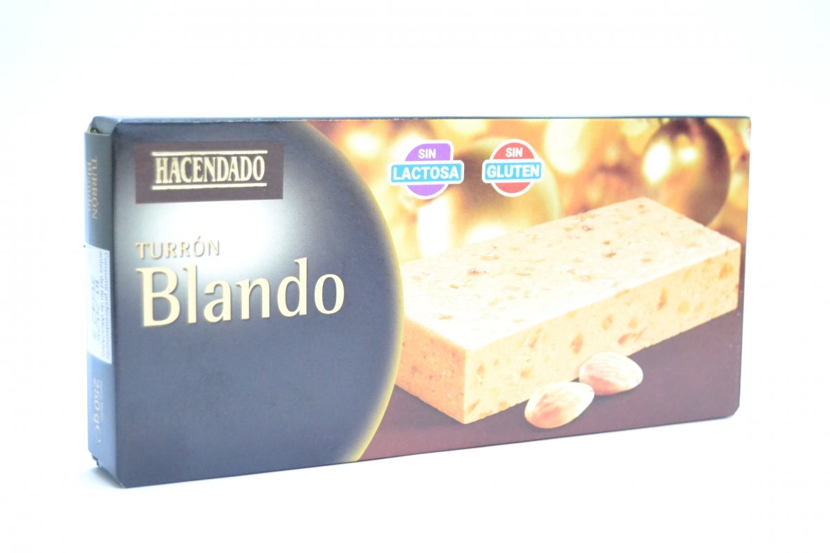 Caja de turrón Mercadona de Jijona hecho con almendras