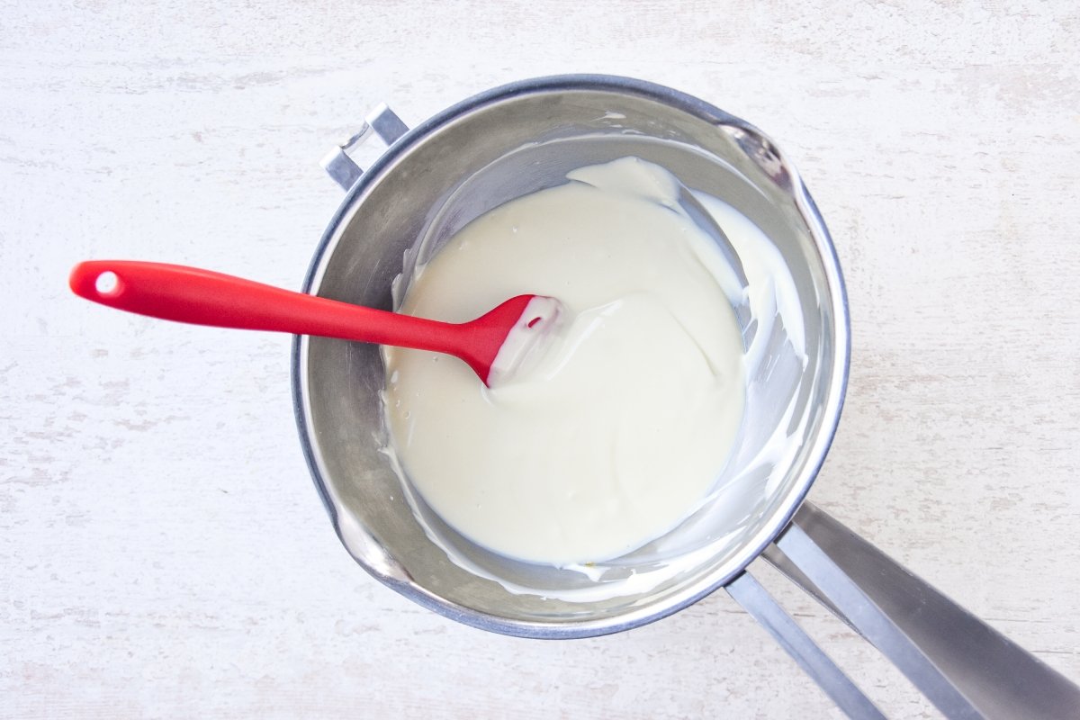 Calentamos el chocolate al baño maría