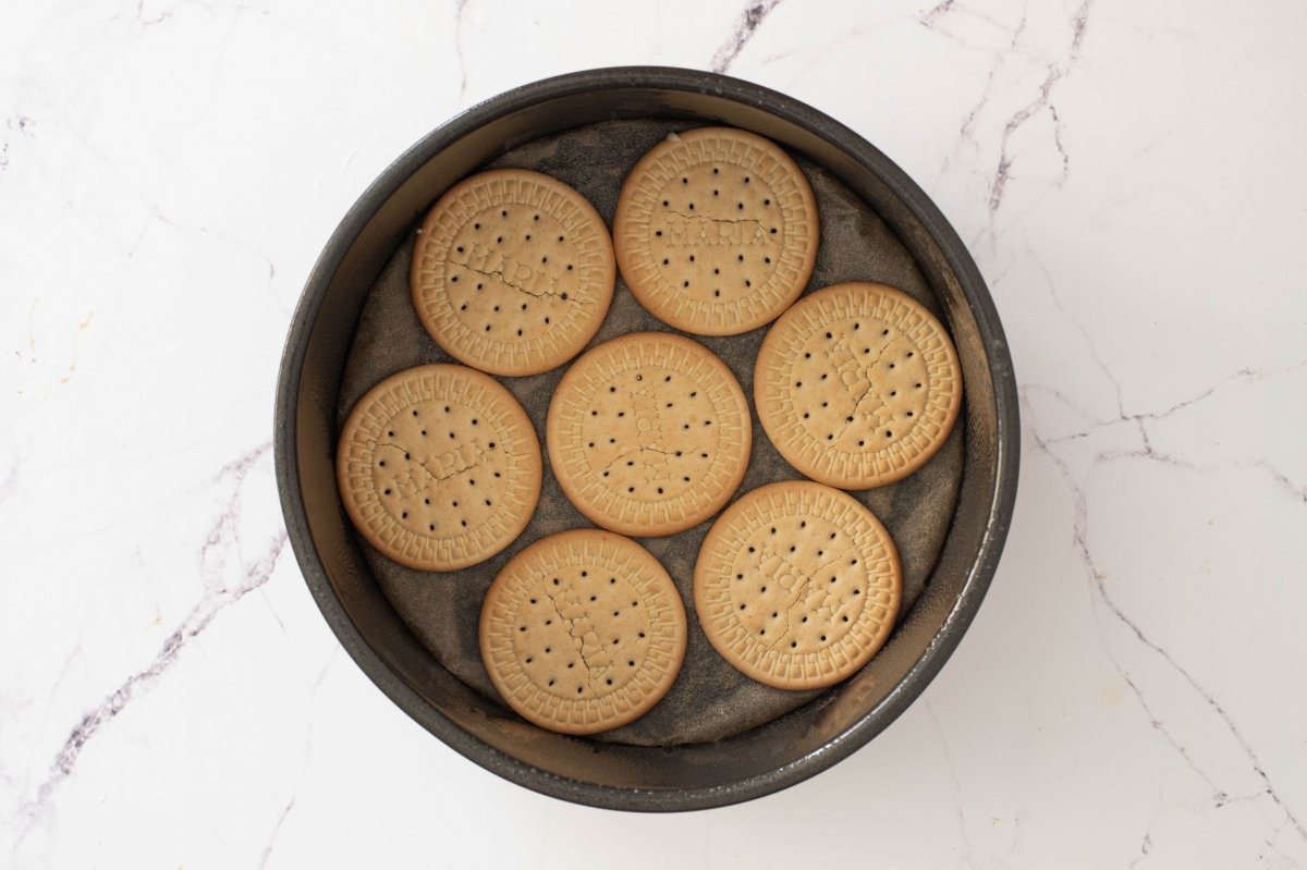 Capa de galletas para la tarta de chocolate y crema