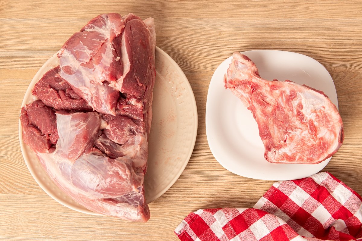 Carne preparada para hacer pulled pork en Crock Pot