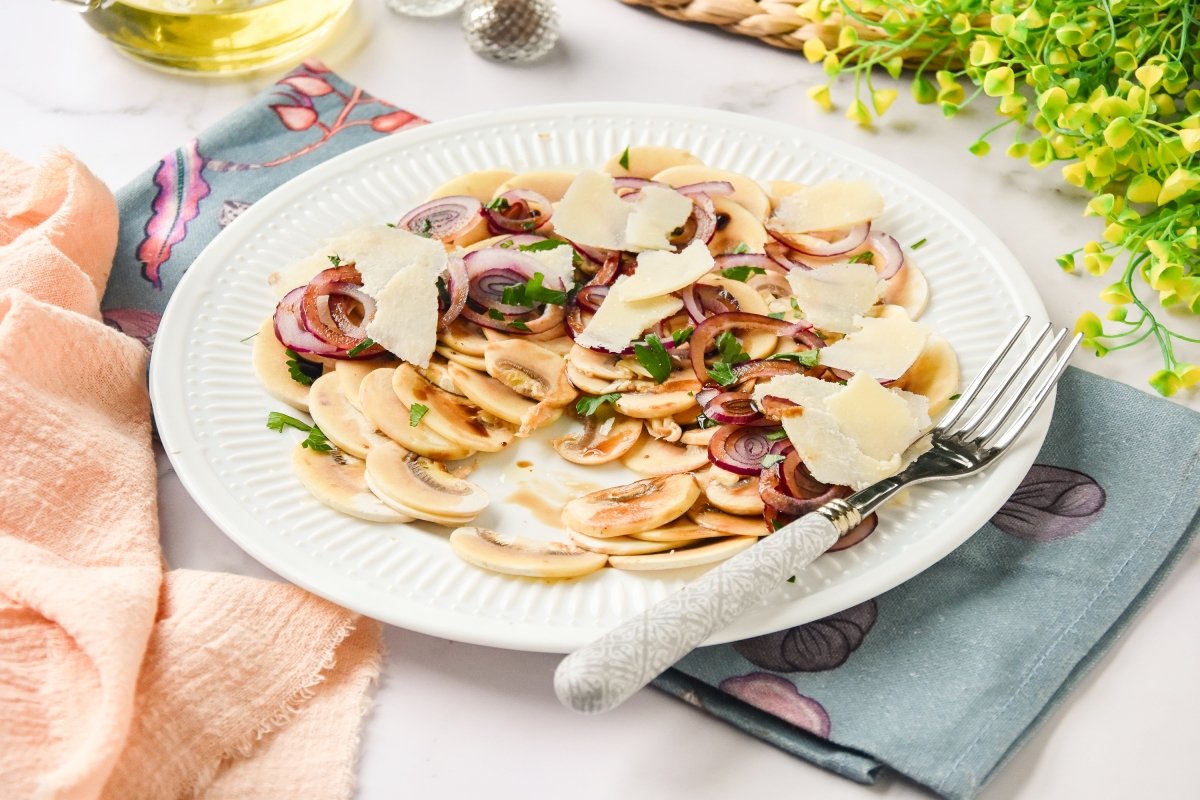 Carpaccio de champiñones casero