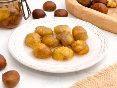 Castañas en almíbar