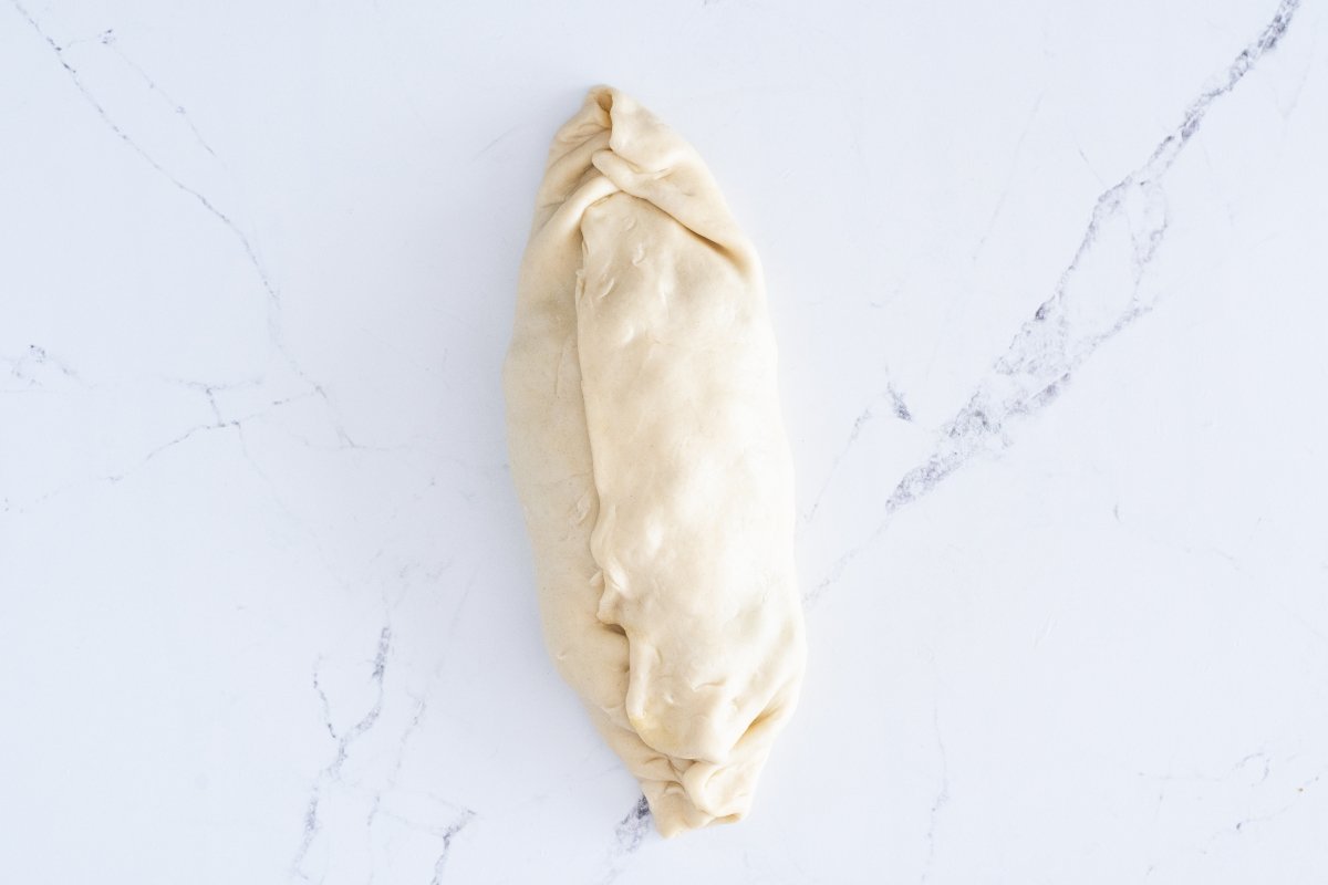 Cerramos la masa de los panadons