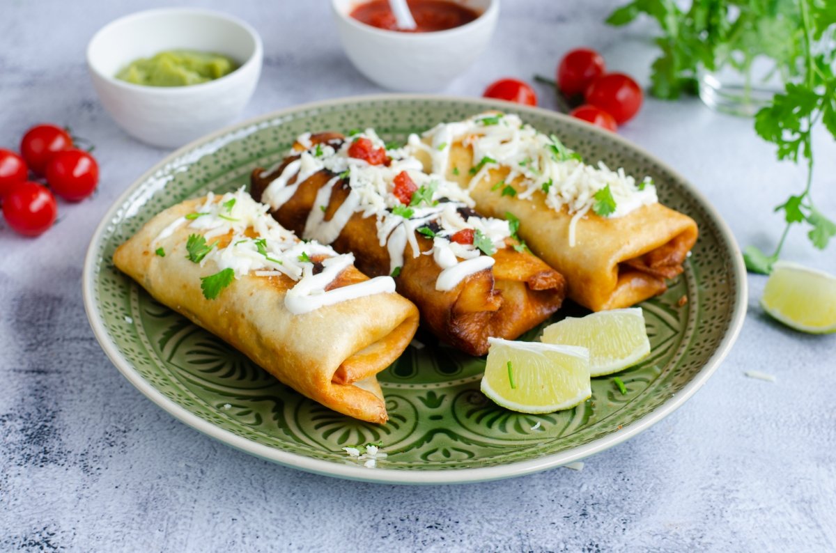 Receita de Chimichangas de banana - Receitas de Comidas