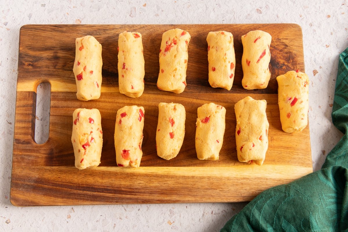 Cilindros de masa para hacer hallaquitas