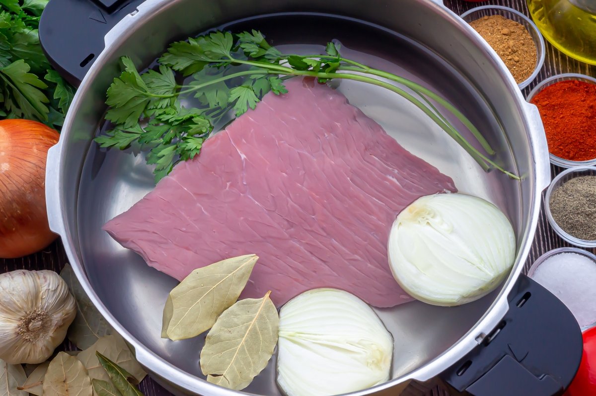 Cocción de la ternera para la carne mechada