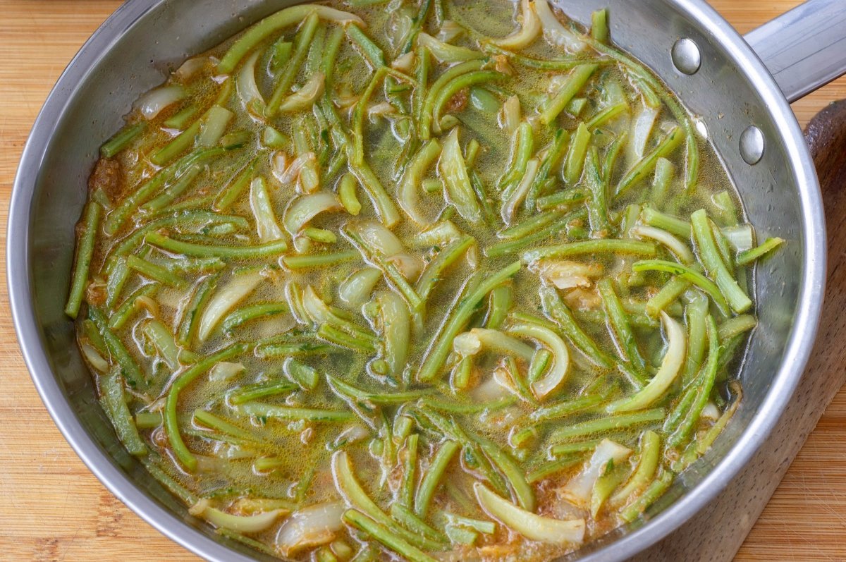 Cocer las tagarninas esparragadas