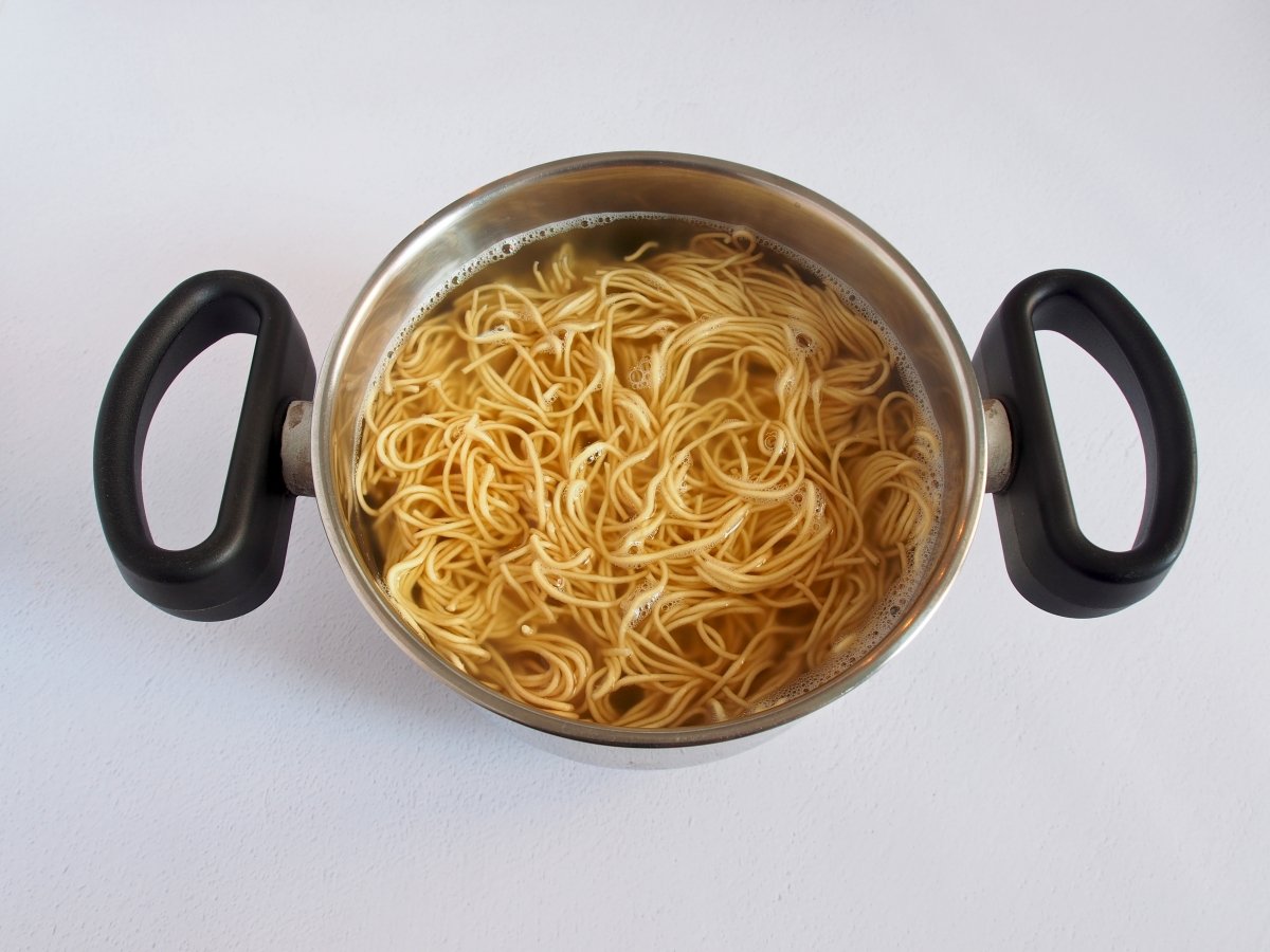 Cocer los noodles 4 minutos