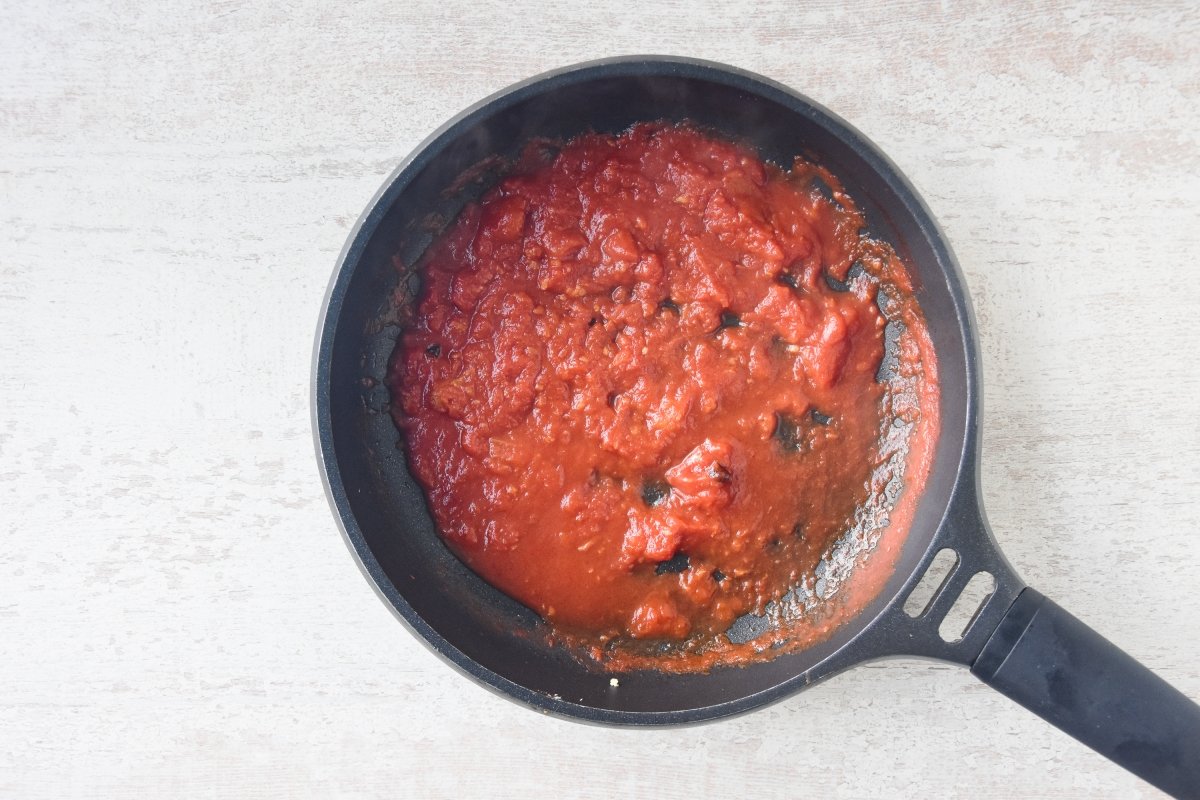 Cocinamos con el tomate concentrado y el tomate envasado