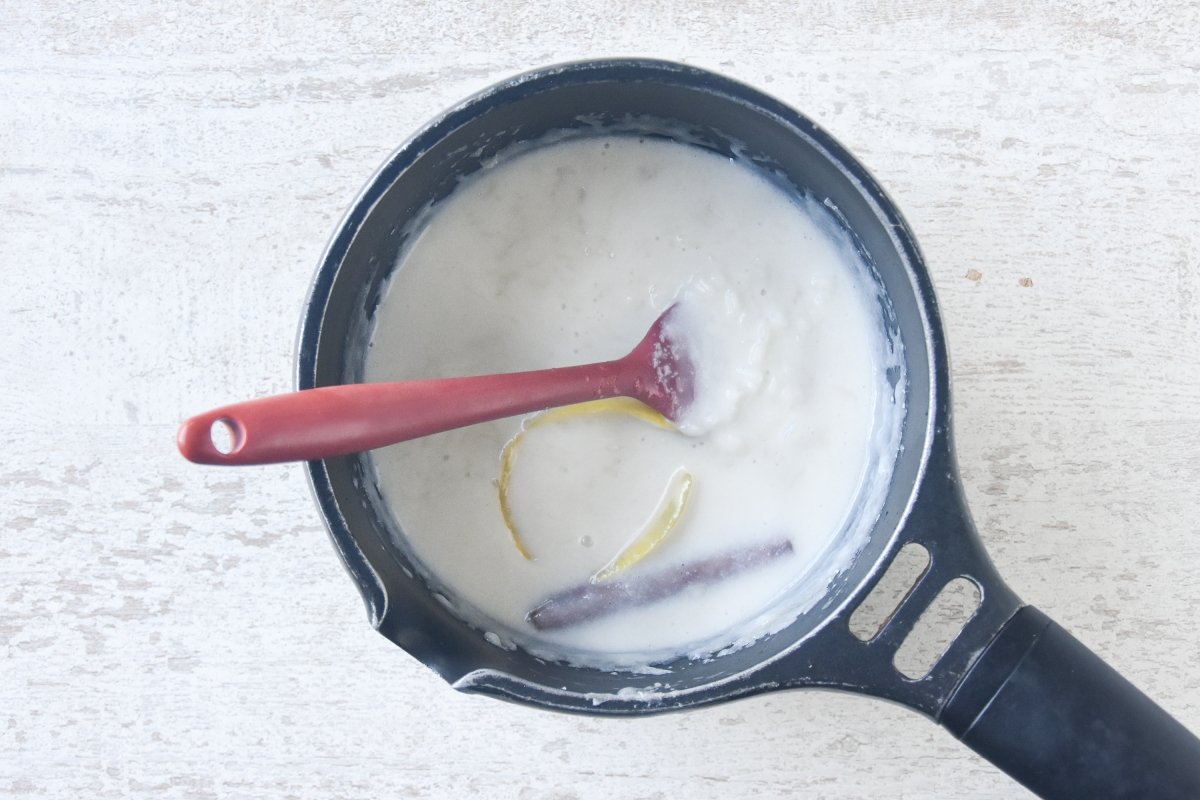 Cocinamos el arroz con leche de coco