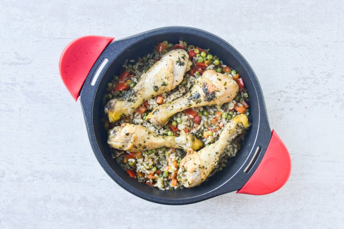 Cocinamos el arroz con pollo peruano