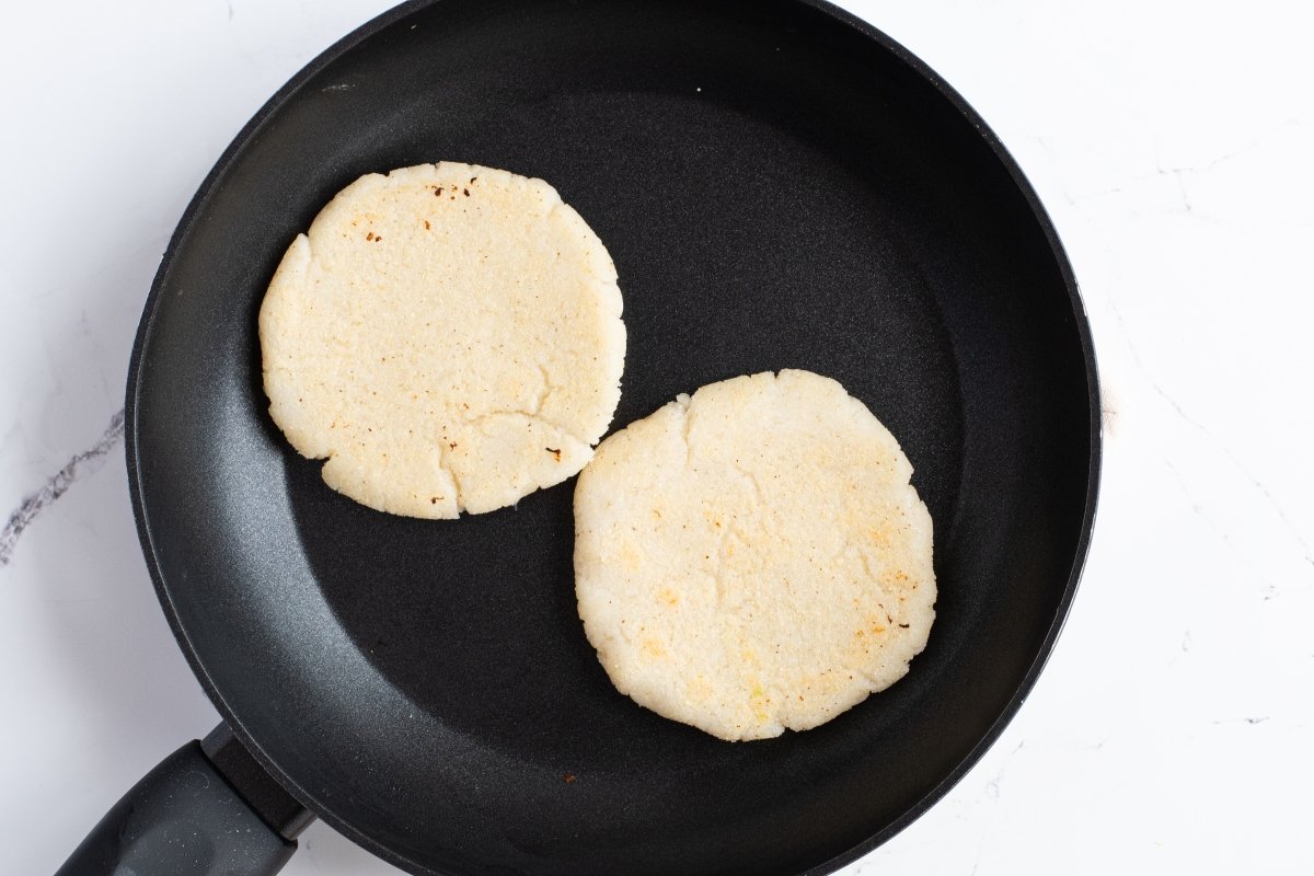 Cocinamos la arepa reina pepiada