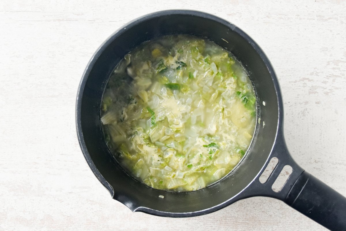 Cocinamos la crema de lechuga