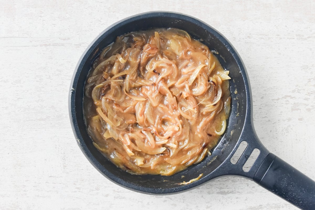 Cocinamos la salsa de cebolla