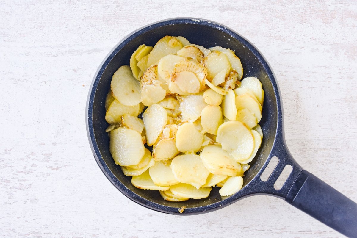 Cocinamos las patatas cortadas