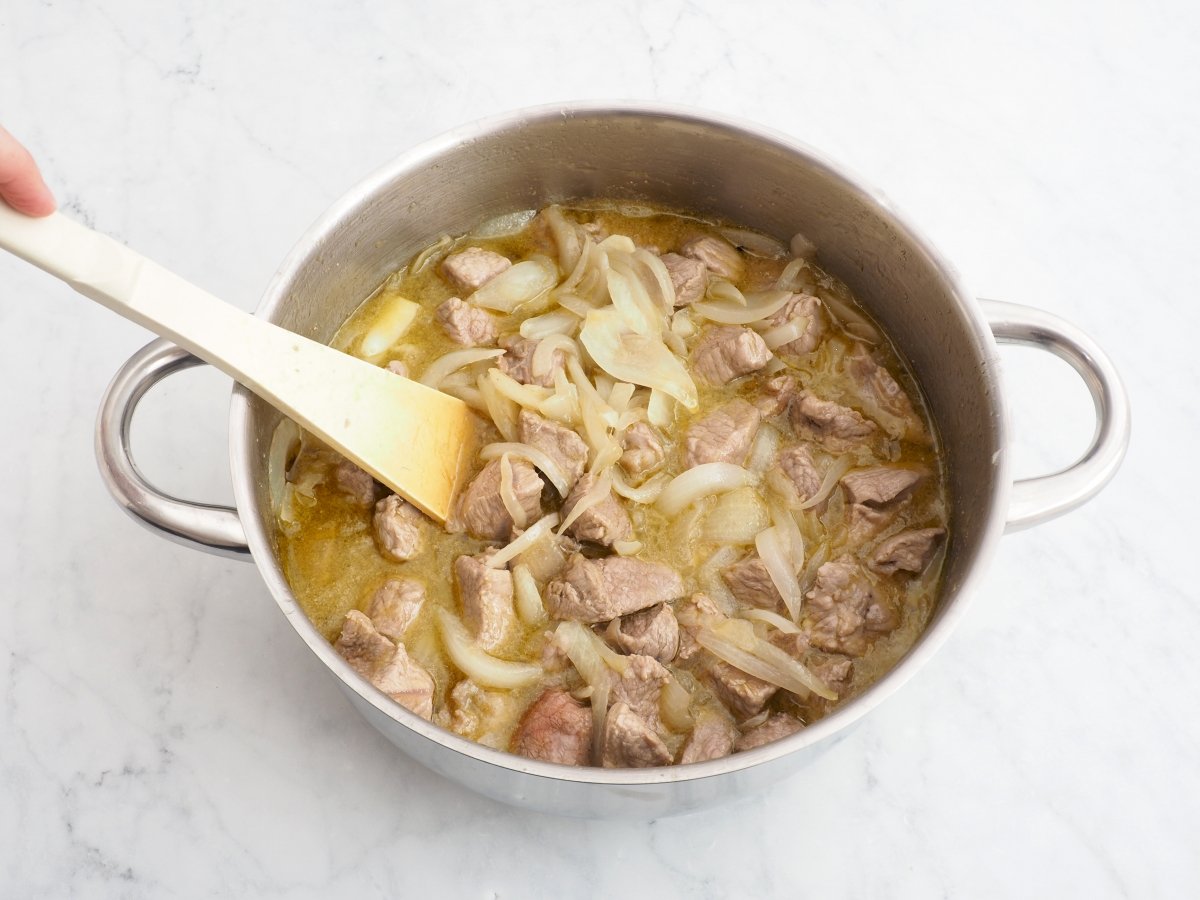 Cocinar la carne richada