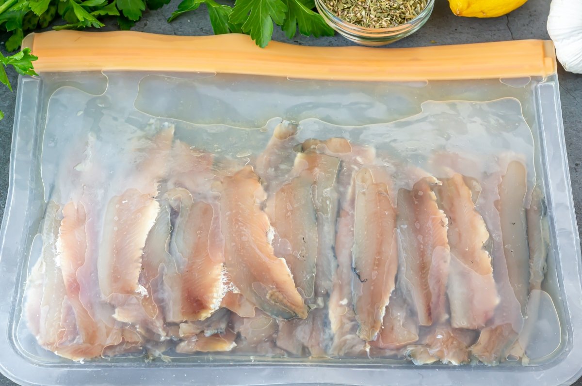 Congelar las sardinas antes de marinarlas
