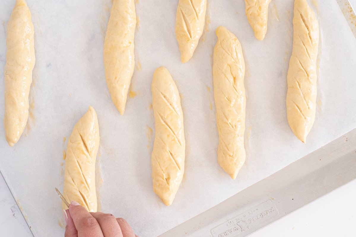 Cortamos el pan de viena