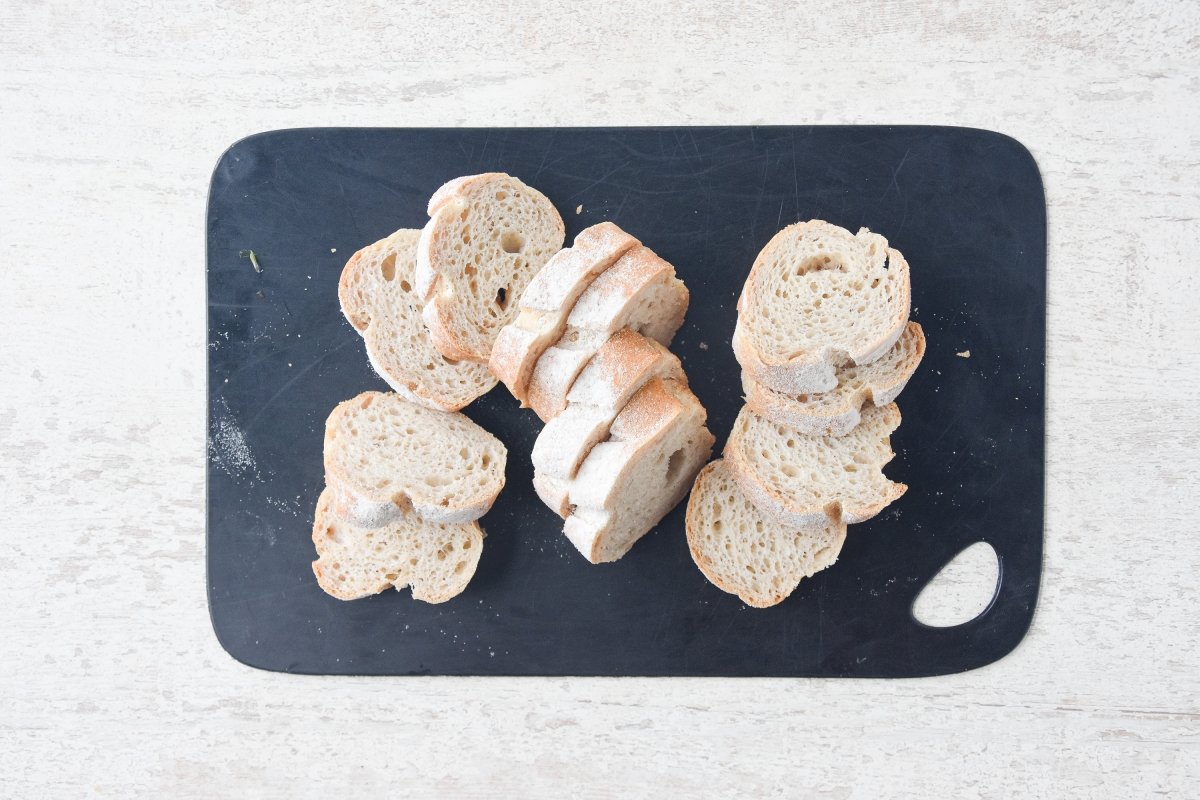 Cortamos el pan en rebanadas