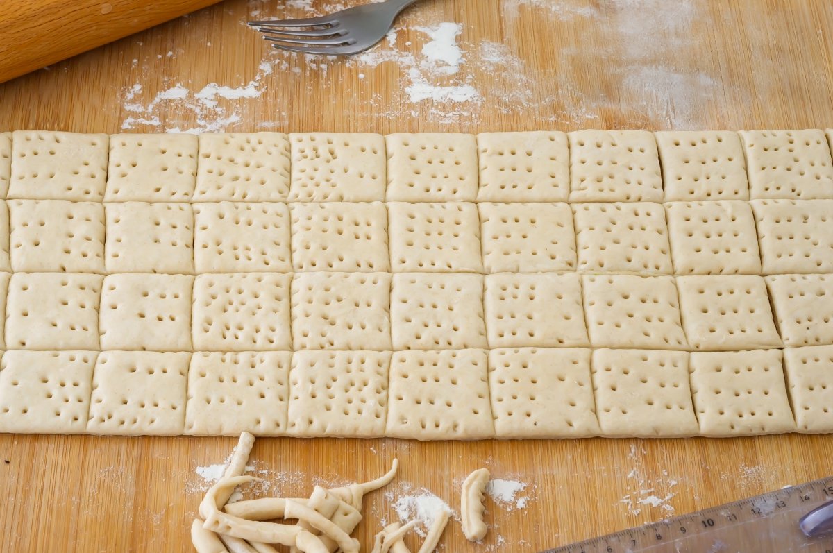 Cortar los criollitos