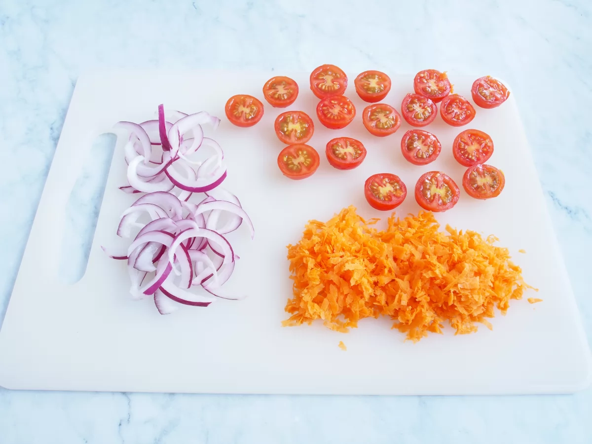 Cómo preparar una ensalada mediterránea exquisita