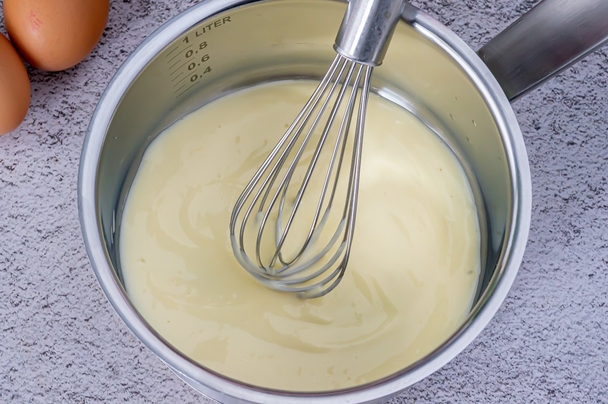 Crema pastelera para el soufflé de chocolate